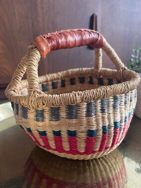 Handwoven Bolga Basket with Leather Wrapped Handle 8”